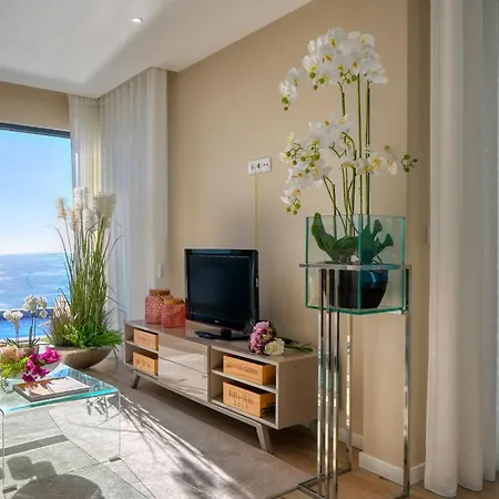 Вилла Quinta Do Feliz, A In Madeira Понта-ду-Сол