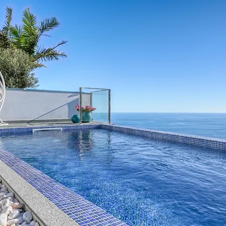 Quinta Do Feliz, A In Madeira * Понта-ду-Сол